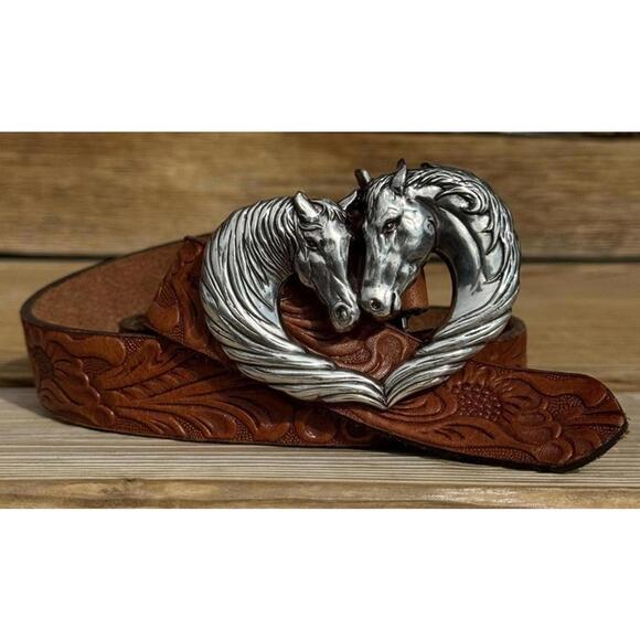 Justin Boots Brown Belt with Silver Buckle - Picture 2 of 10